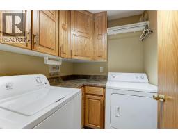 1385 Mountain Avenue, Kelowna, BC V1Y7H3 Photo 32