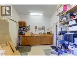 1385 Mountain Avenue, Kelowna, BC V1Y7H3 Photo 52