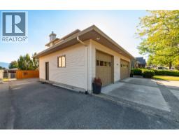 1385 Mountain Avenue, Kelowna, BC V1Y7H3 Photo 58