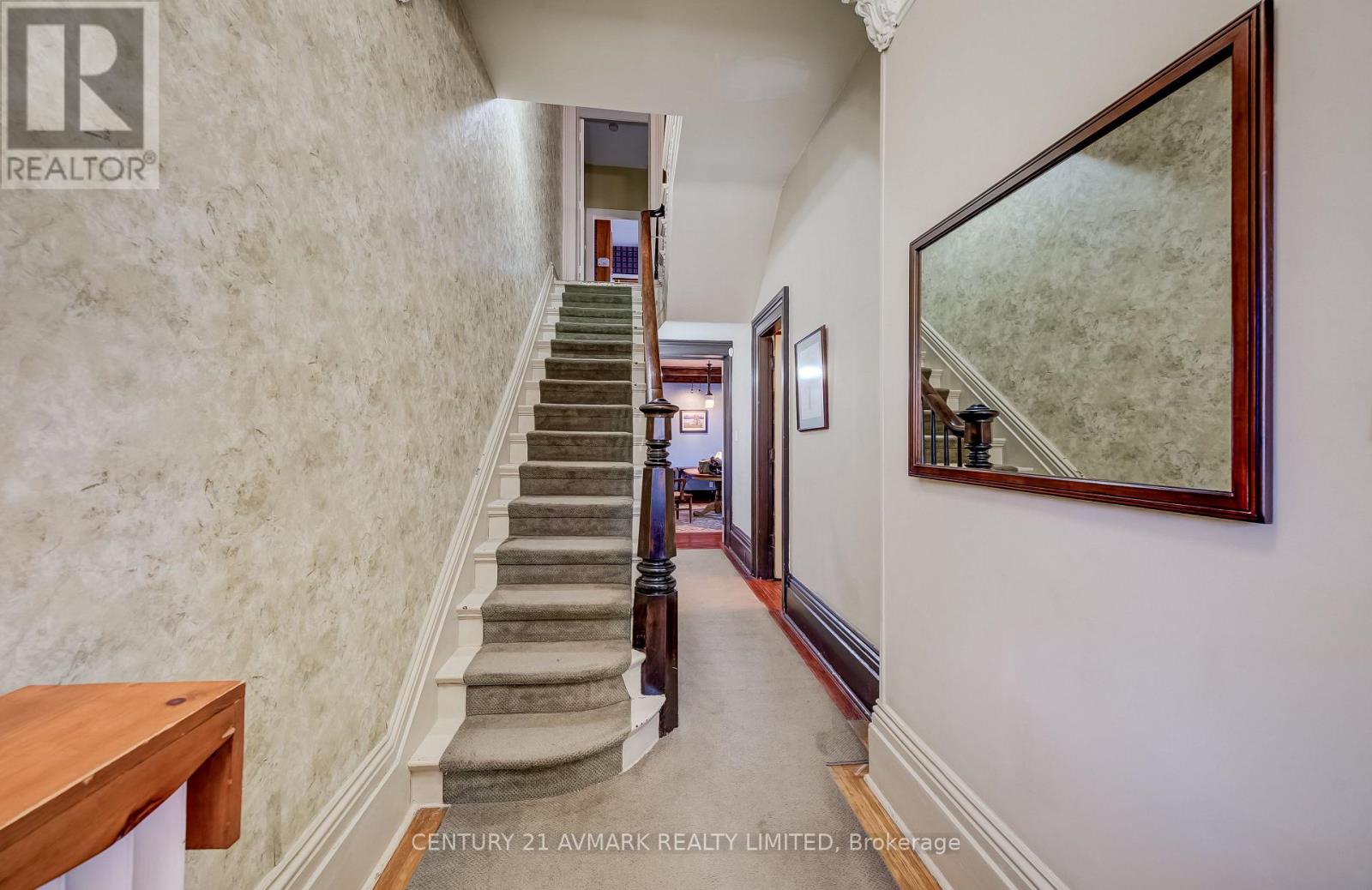 37 CHURCH STREET, St. Catharines (Downtown) — photo 3