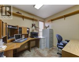 1385 Mountain Avenue, Kelowna, BC V1Y7H3 Photo 31
