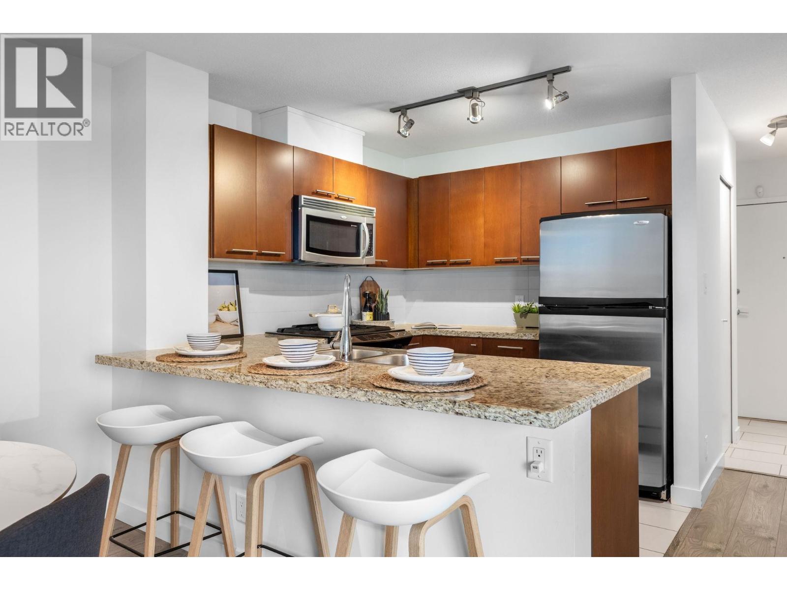 #916-9171 FERNDALE Road, Richmond