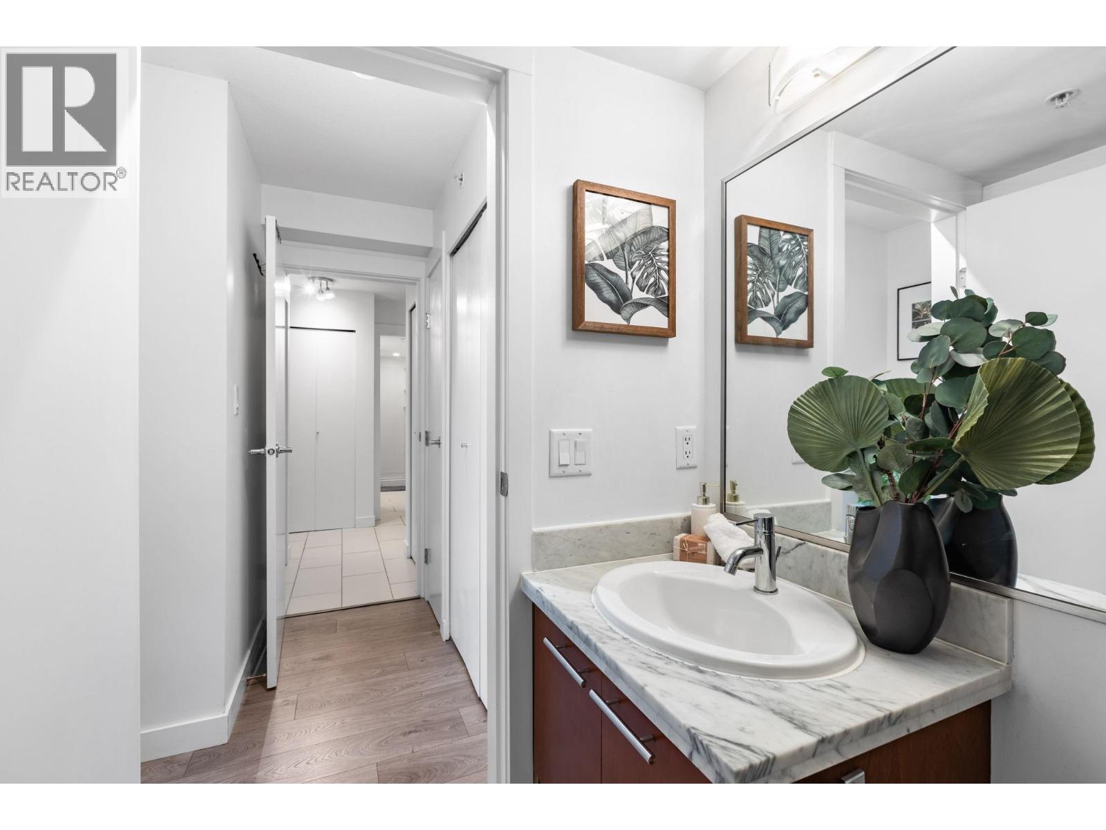 #916-9171 FERNDALE Road, Richmond