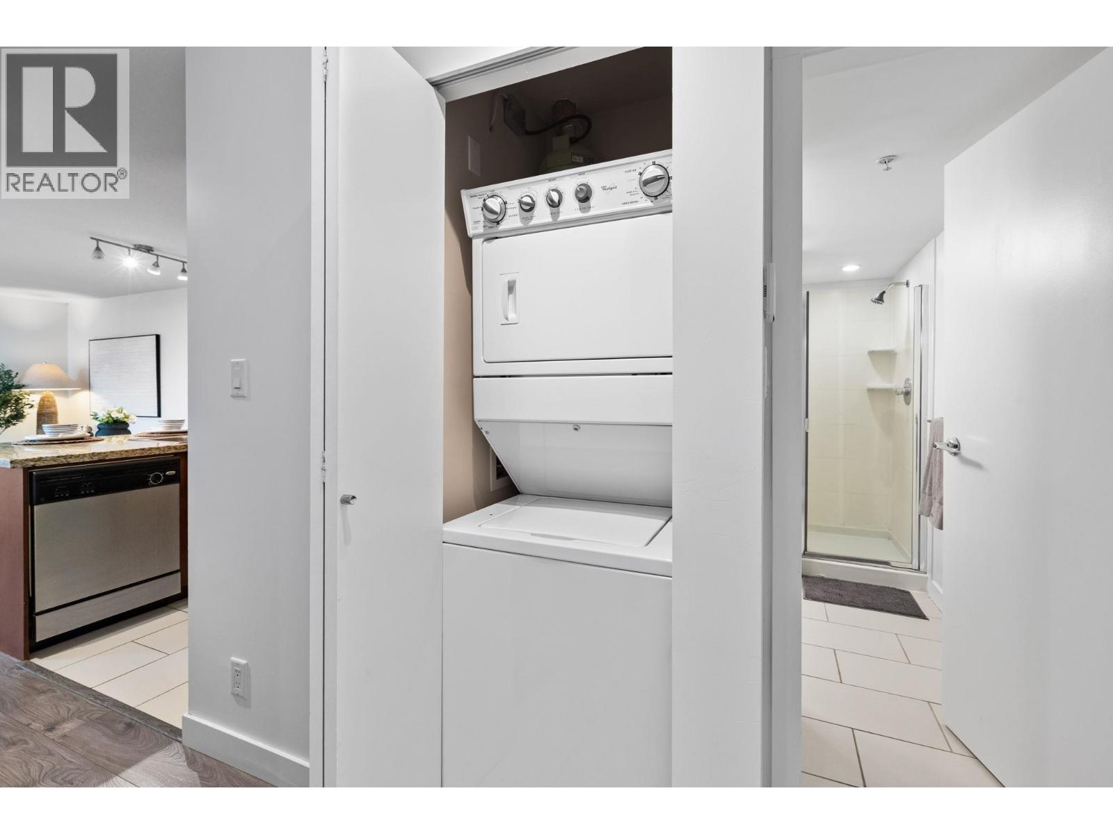 #916-9171 FERNDALE Road, Richmond