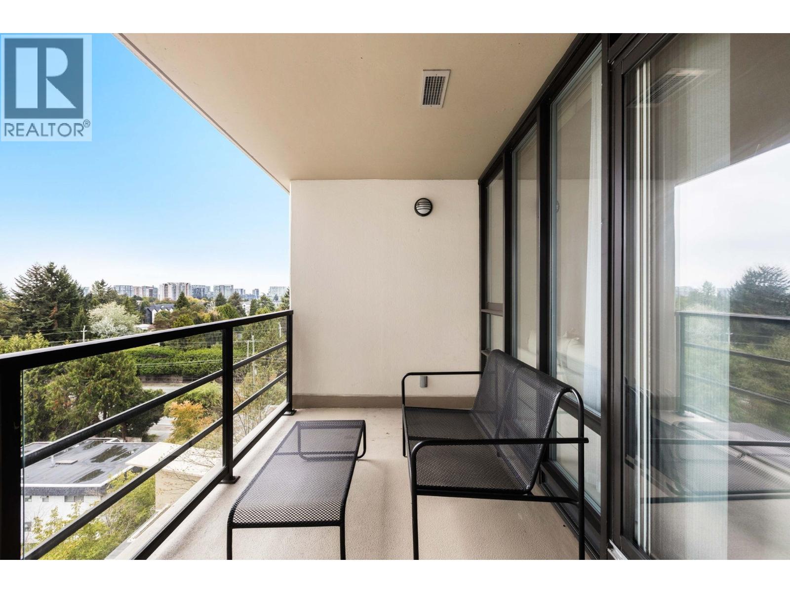 #916-9171 FERNDALE Road, Richmond