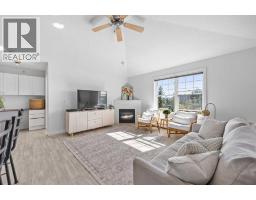 408, 1414 17 Street SE - photo 4
