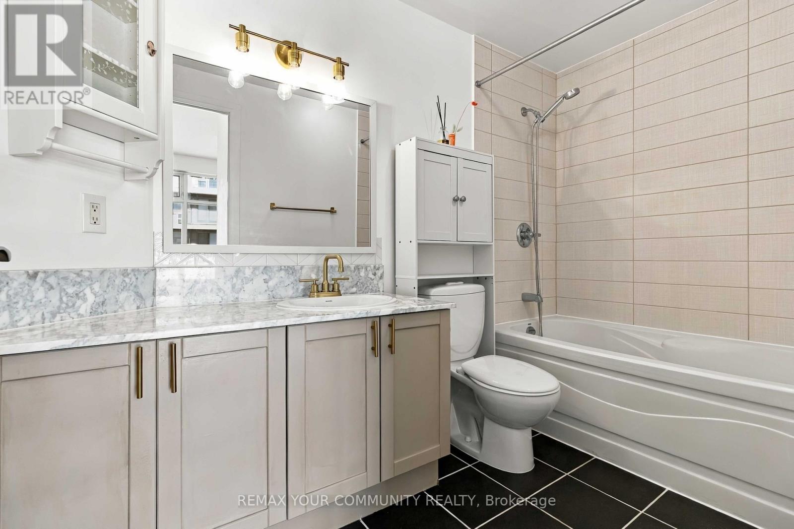 4411 - 2191 YONGE STREET, Toronto (Mount Pleasant West) — photo 12