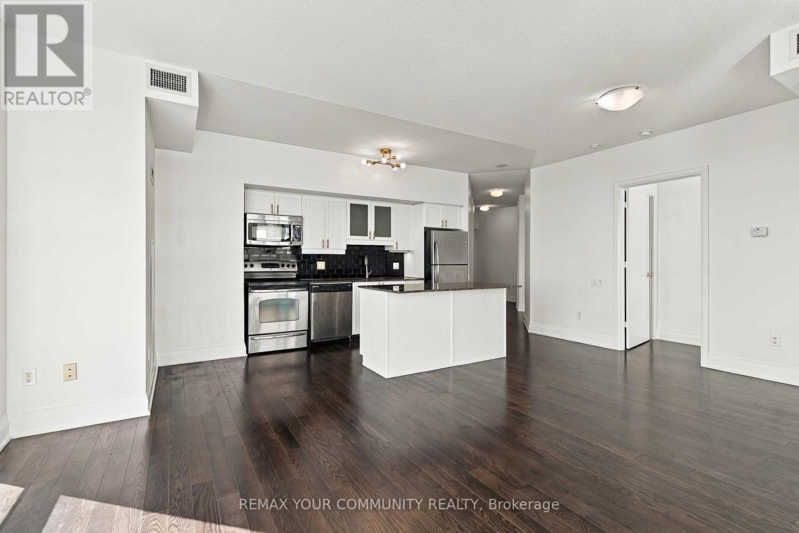 4411 - 2191 YONGE STREET, Toronto (Mount Pleasant West) — photo 8