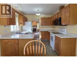 8 490 Lewis Drive, Quesnel, BC V2J5W2 Photo 9