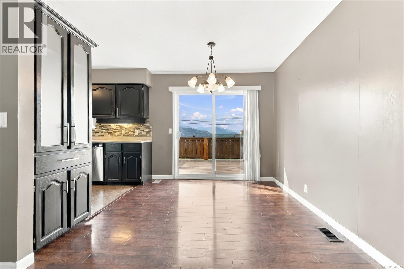 4066 21st Ave - 9