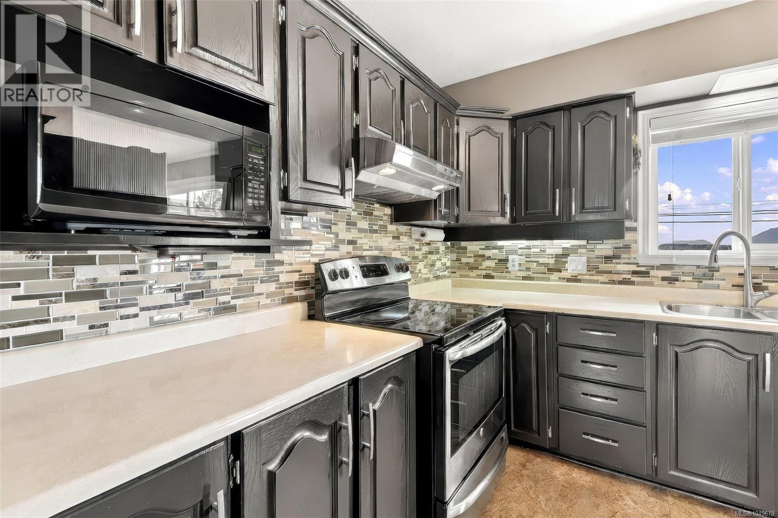 4066 21st Ave - Image 7