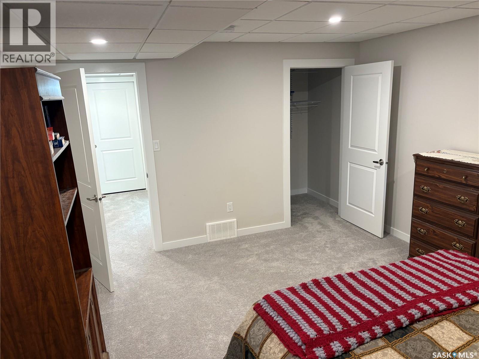 260 Thauberger ROAD N - Image 37