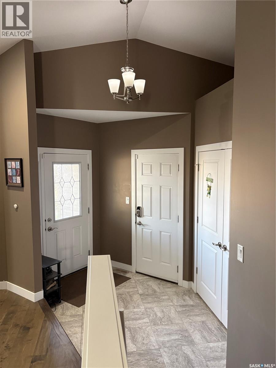 260 Thauberger ROAD N - 6