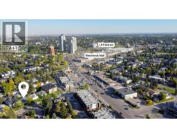 624 38 Street SW - photo 1