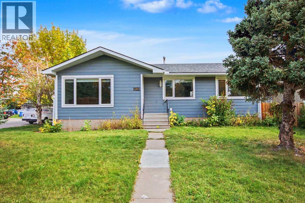 2202 35 Street SE, Calgary, Alberta, T2B0W8