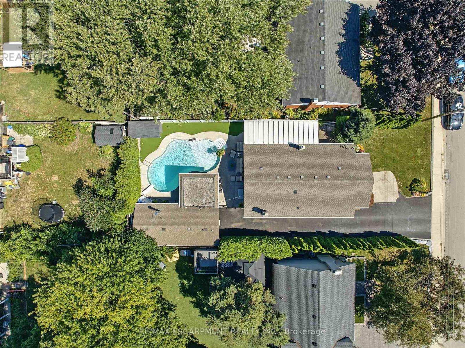 2209 GHENT AVENUE - 39