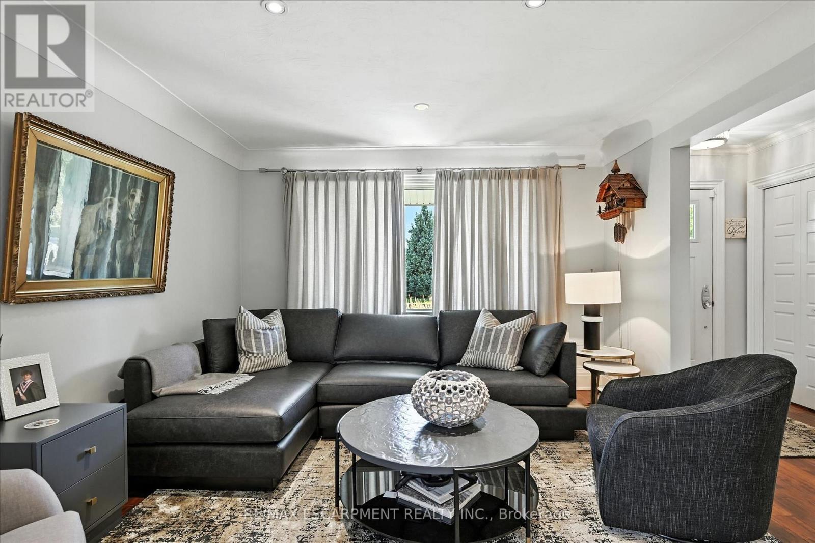 2209 GHENT AVENUE - 50