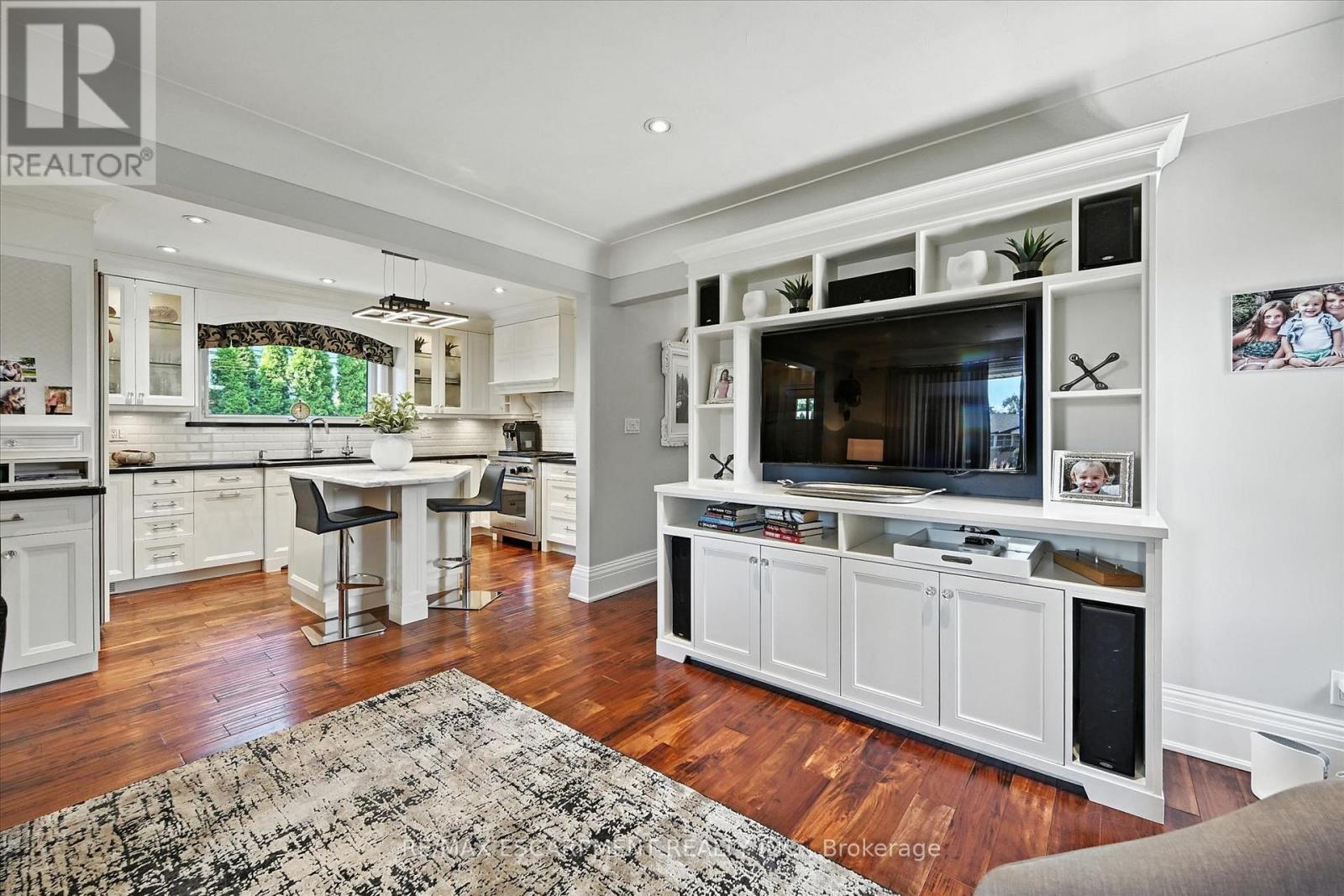 2209 GHENT AVENUE, Burlington (Brant) — photo 7