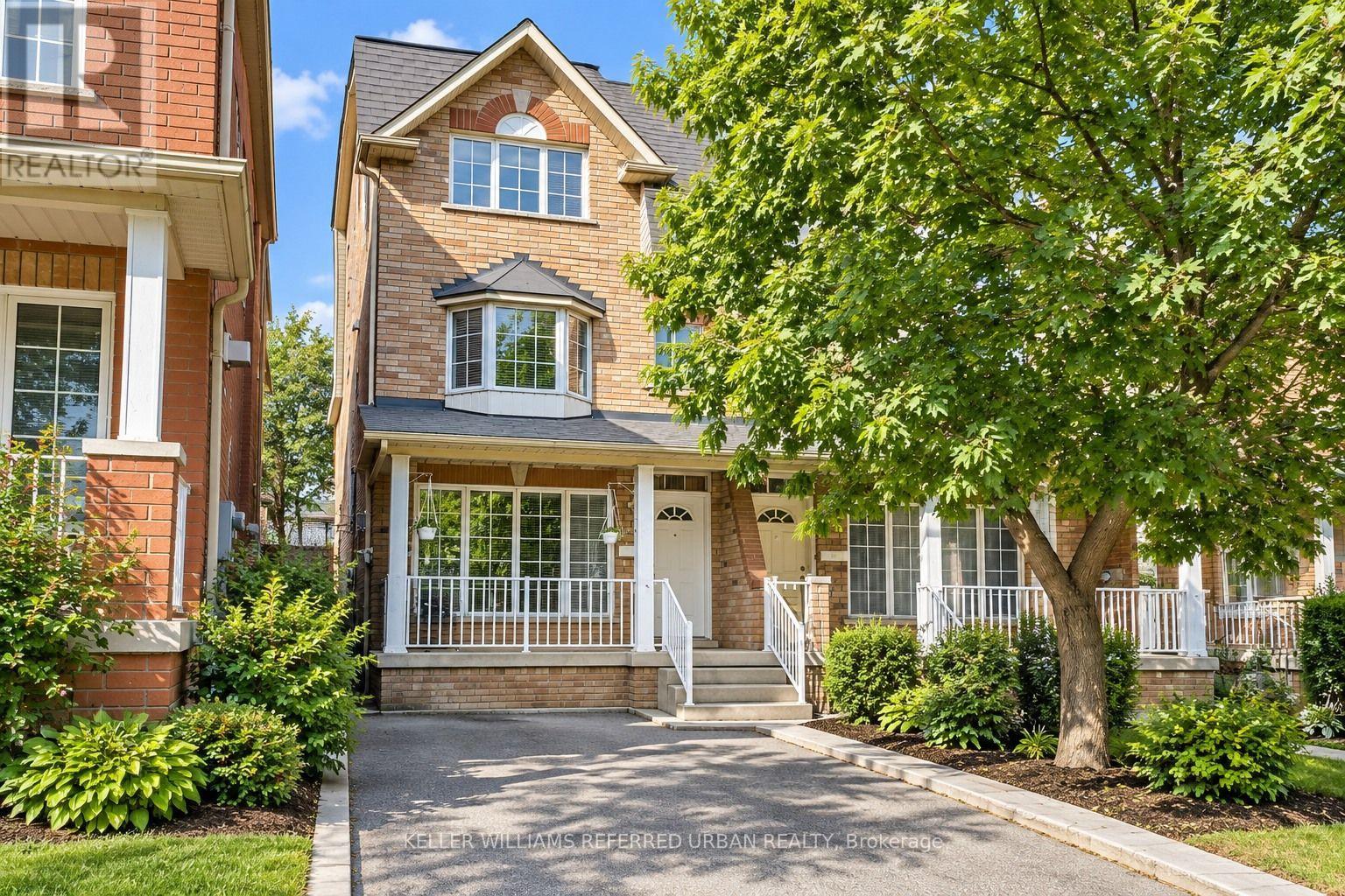 L.L. - 104 RANKIN CRESCENT, Toronto (Dovercourt-Wallace Emerson-Junction) — photo 4