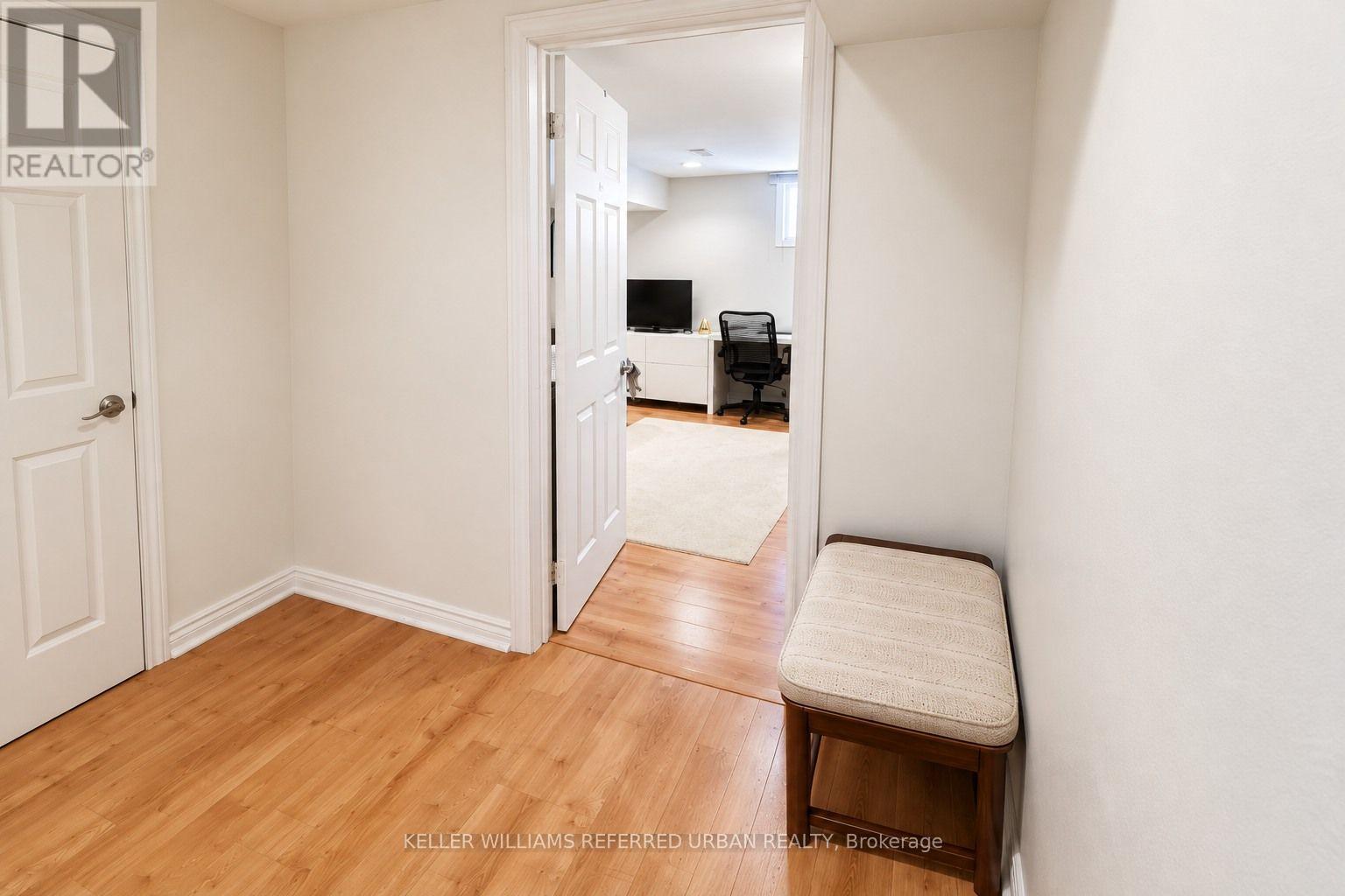 L.L. - 104 RANKIN CRESCENT, Toronto (Dovercourt-Wallace Emerson-Junction) — photo 7
