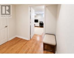 L.l. - 104 Rankin Crescent, Toronto, ON M6P4G6 Photo 7