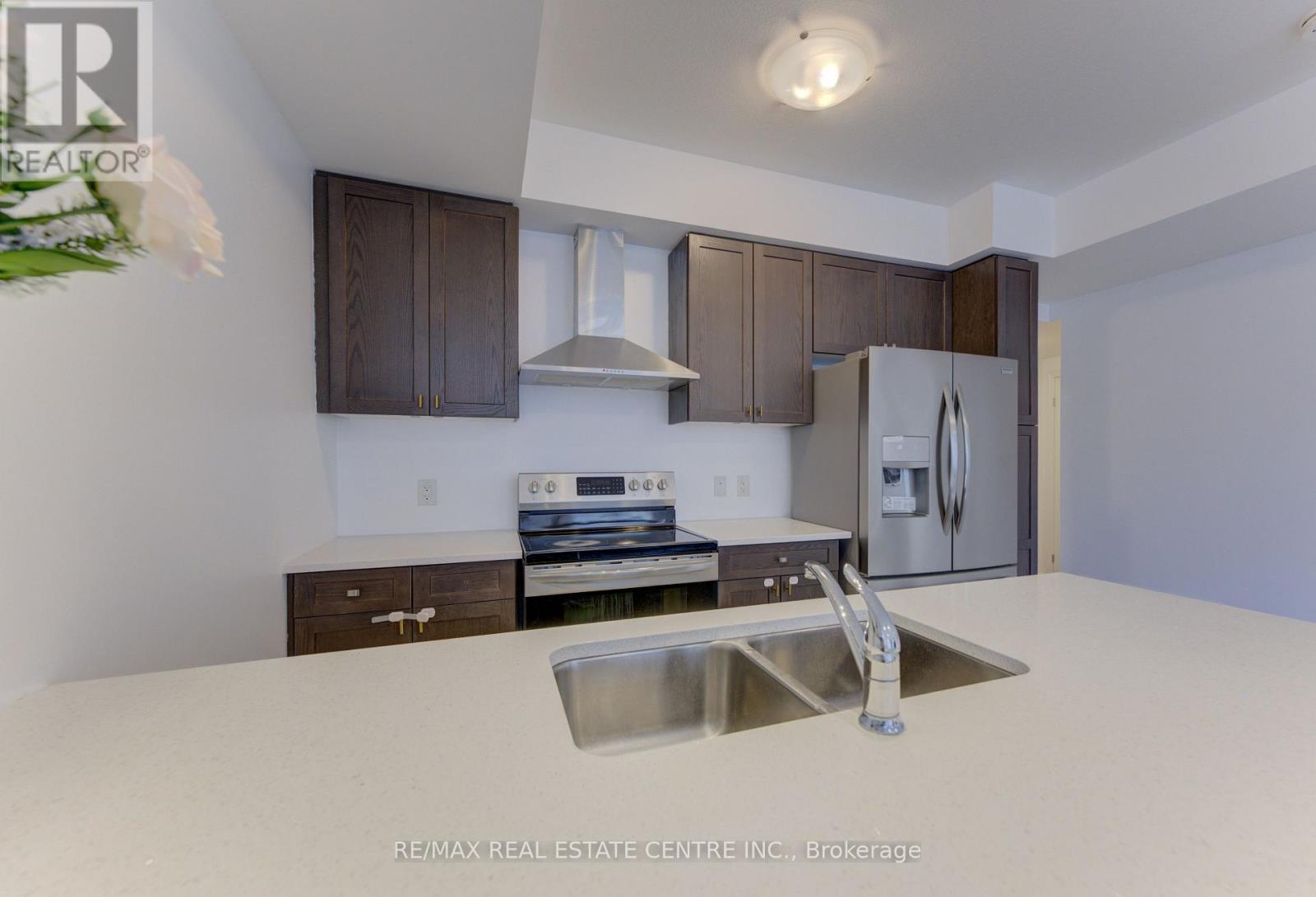 #37 74 WHEAT LANE - 19