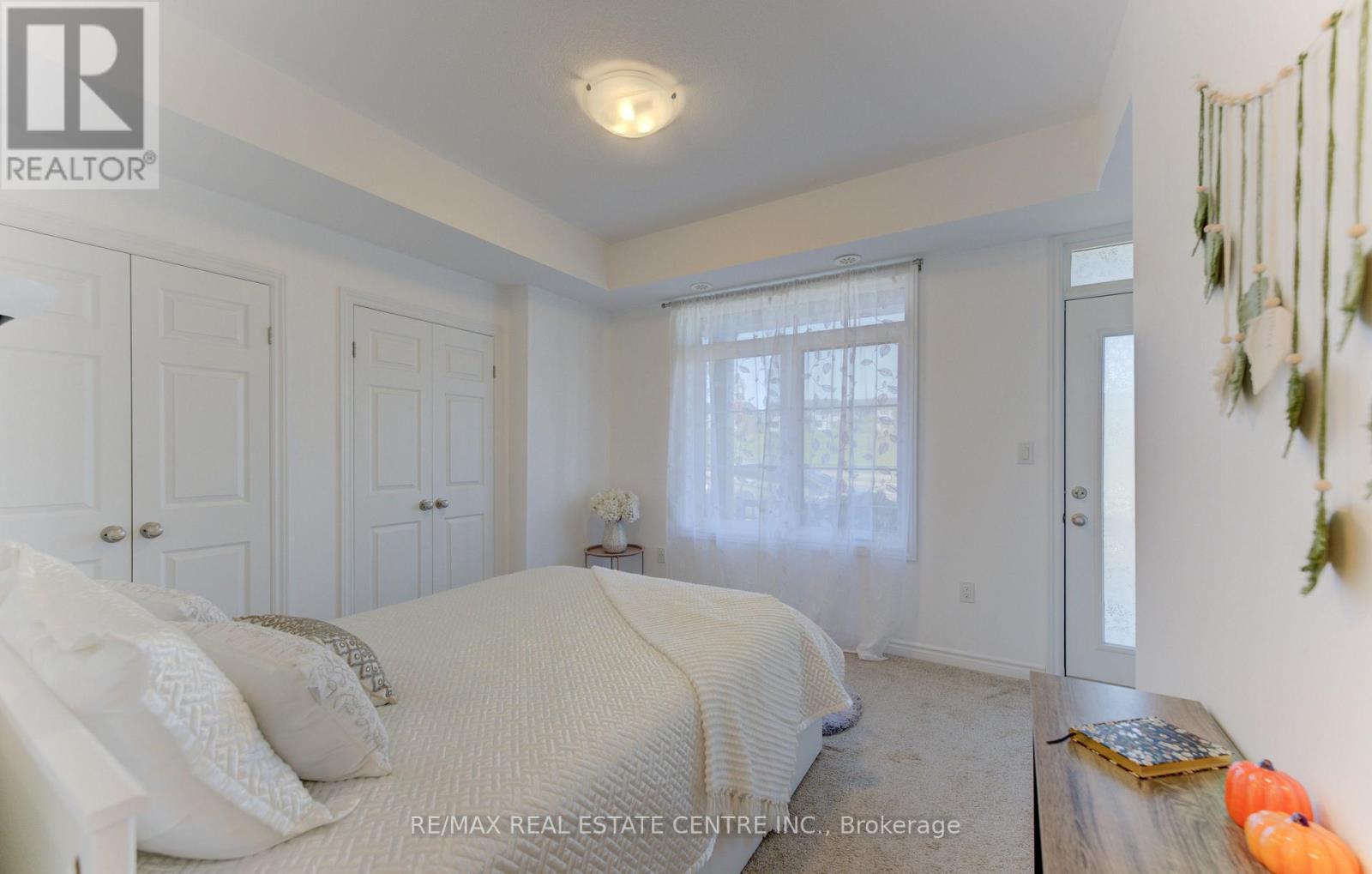 #37 74 WHEAT LANE - 29