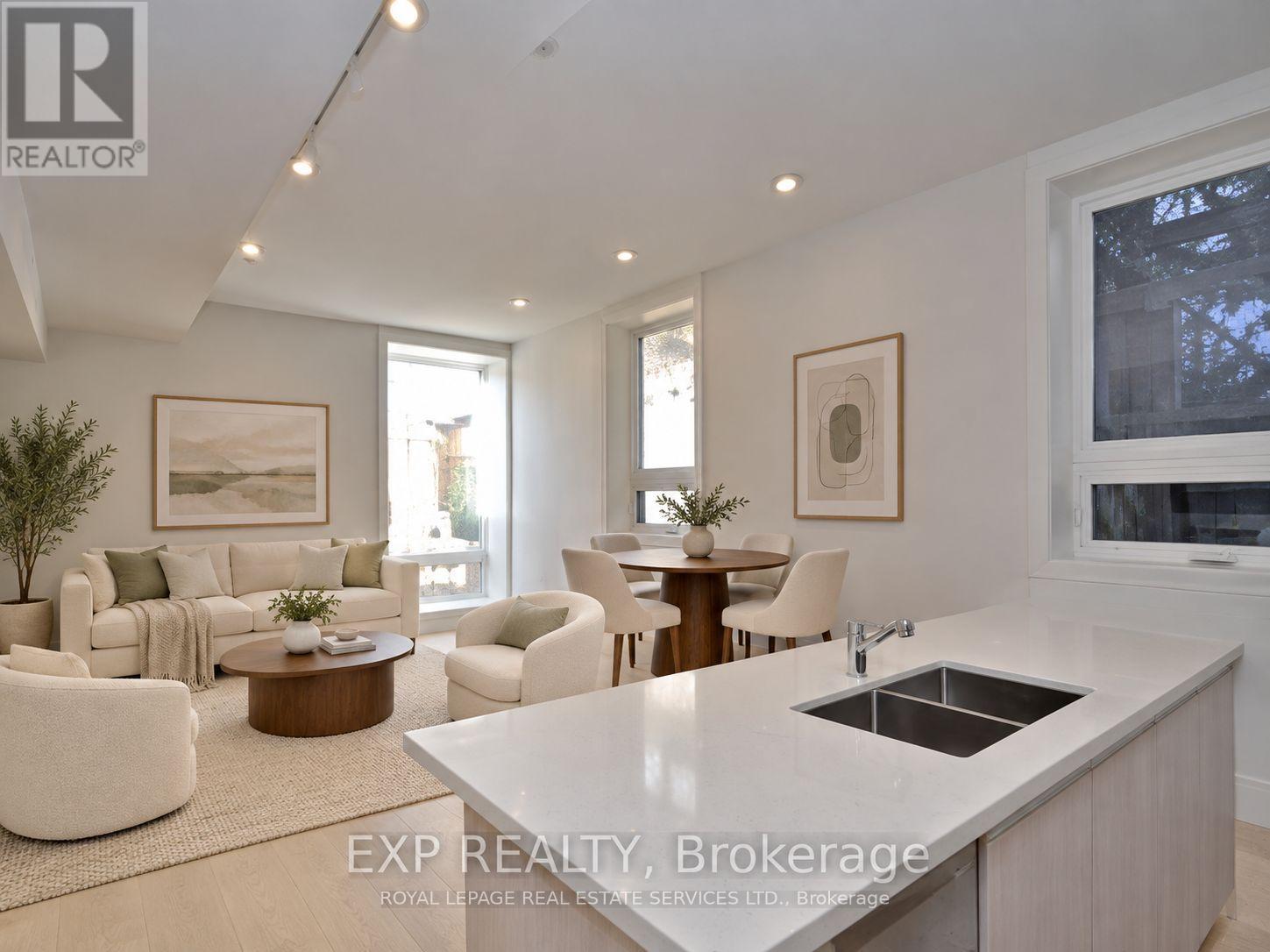4B HURON AVENUE N - Image 23
