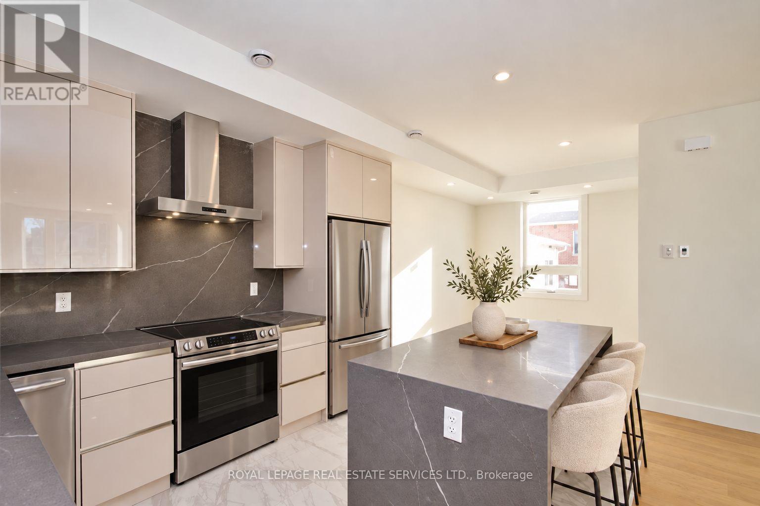 4B HURON AVENUE N - 3