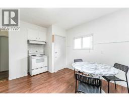 Living room - 1502 40 Street Se, Calgary, AB T2A1K2 Photo 6
