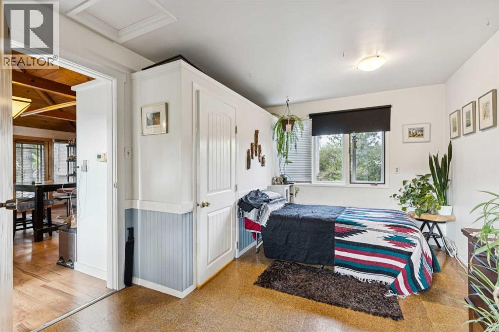 130 30 Avenue NE - 24