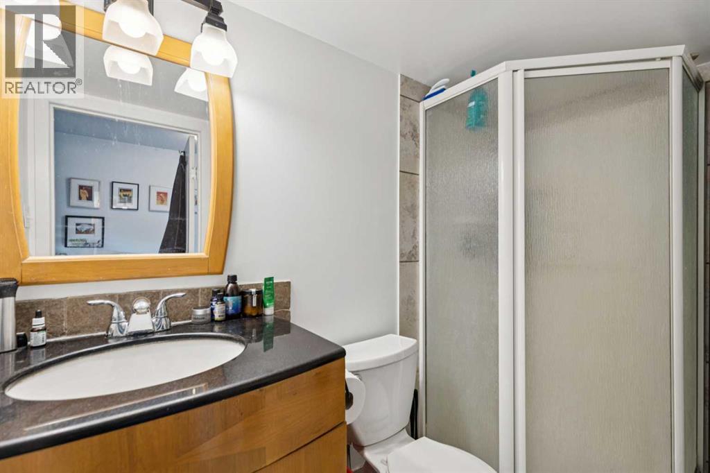 130 30 Avenue NE - 26