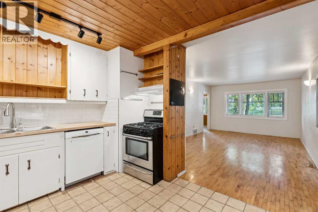 130 30 Avenue NE - 8