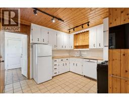 Bedroom - 130 30 Avenue Ne, Calgary, AB T2E2C8 Photo 7