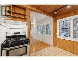 Kitchen - 130 30 Avenue Ne, Calgary, AB T2E2C8 Photo 9