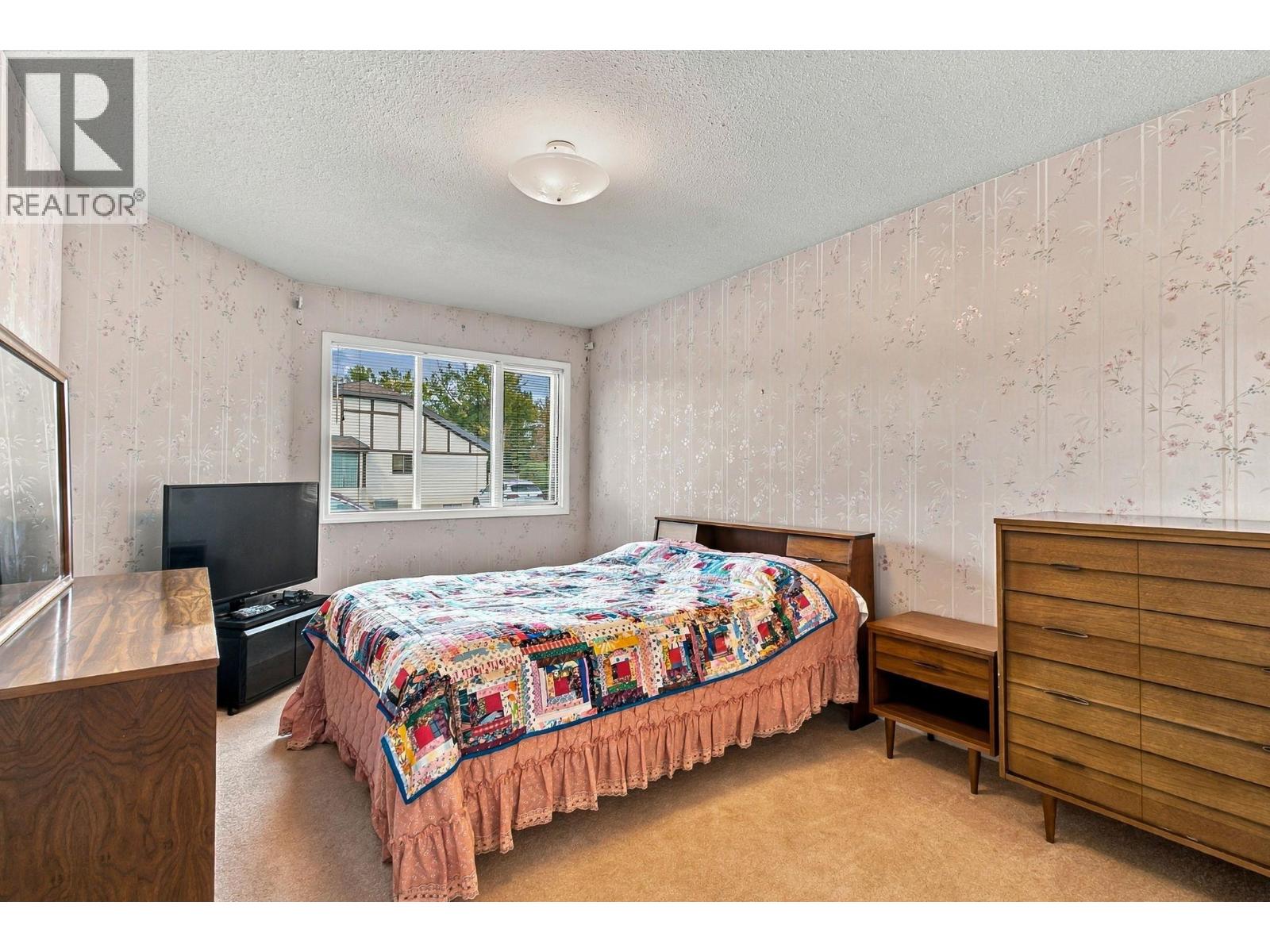 #34 2200 Gordon Drive - 3