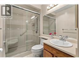 Family room - 2200 Gordon Drive Unit# 34, Kelowna, BC V1Y8T7 Photo 10