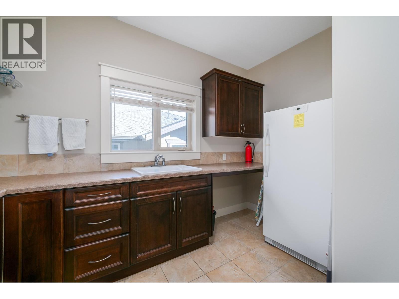  708 Traditions Crescent, Kelowna