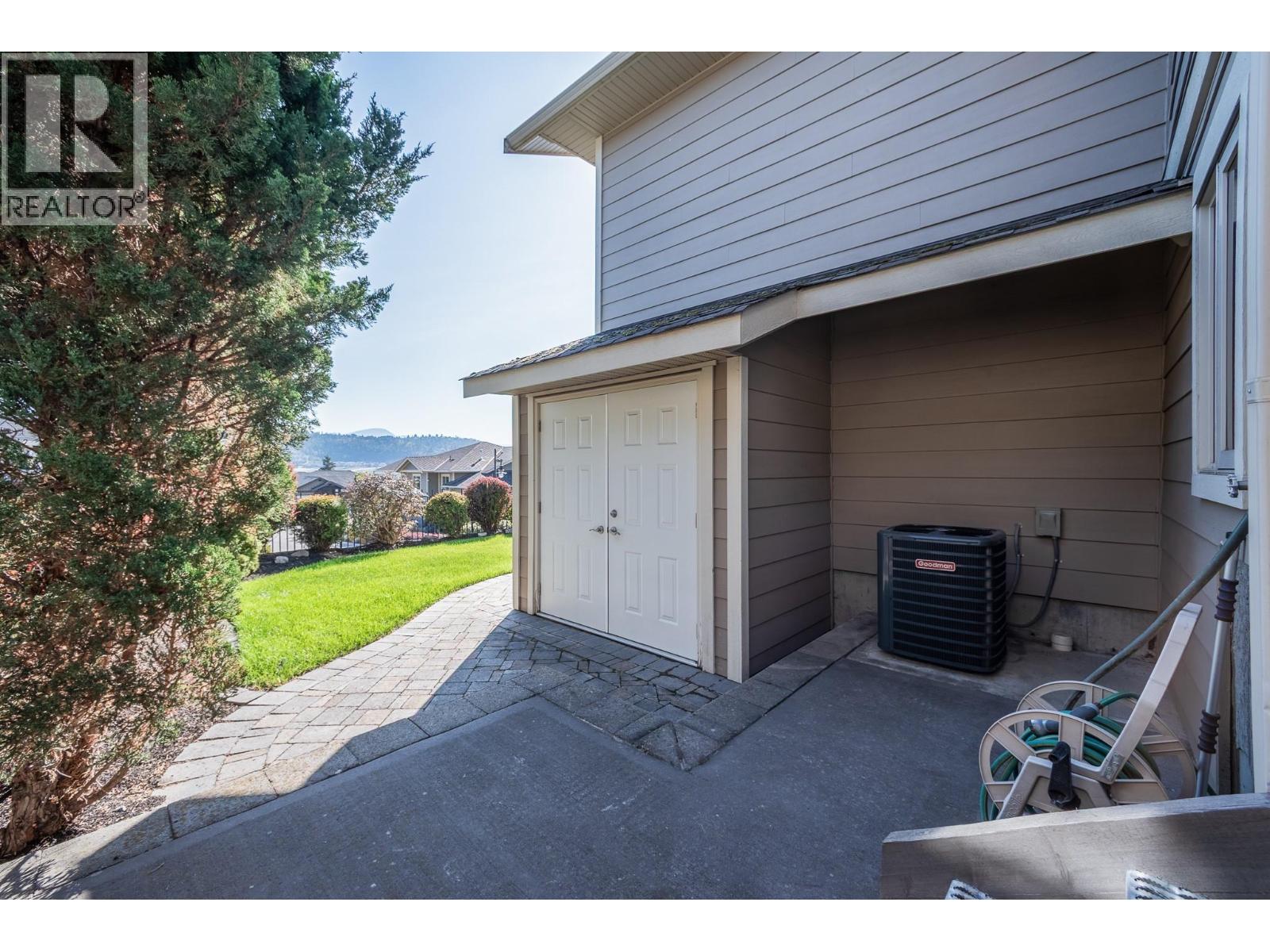  708 Traditions Crescent, Kelowna