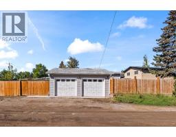 Bedroom - 128 Doverthorn Bay Se, Calgary, AB T2B2G3 Photo 6