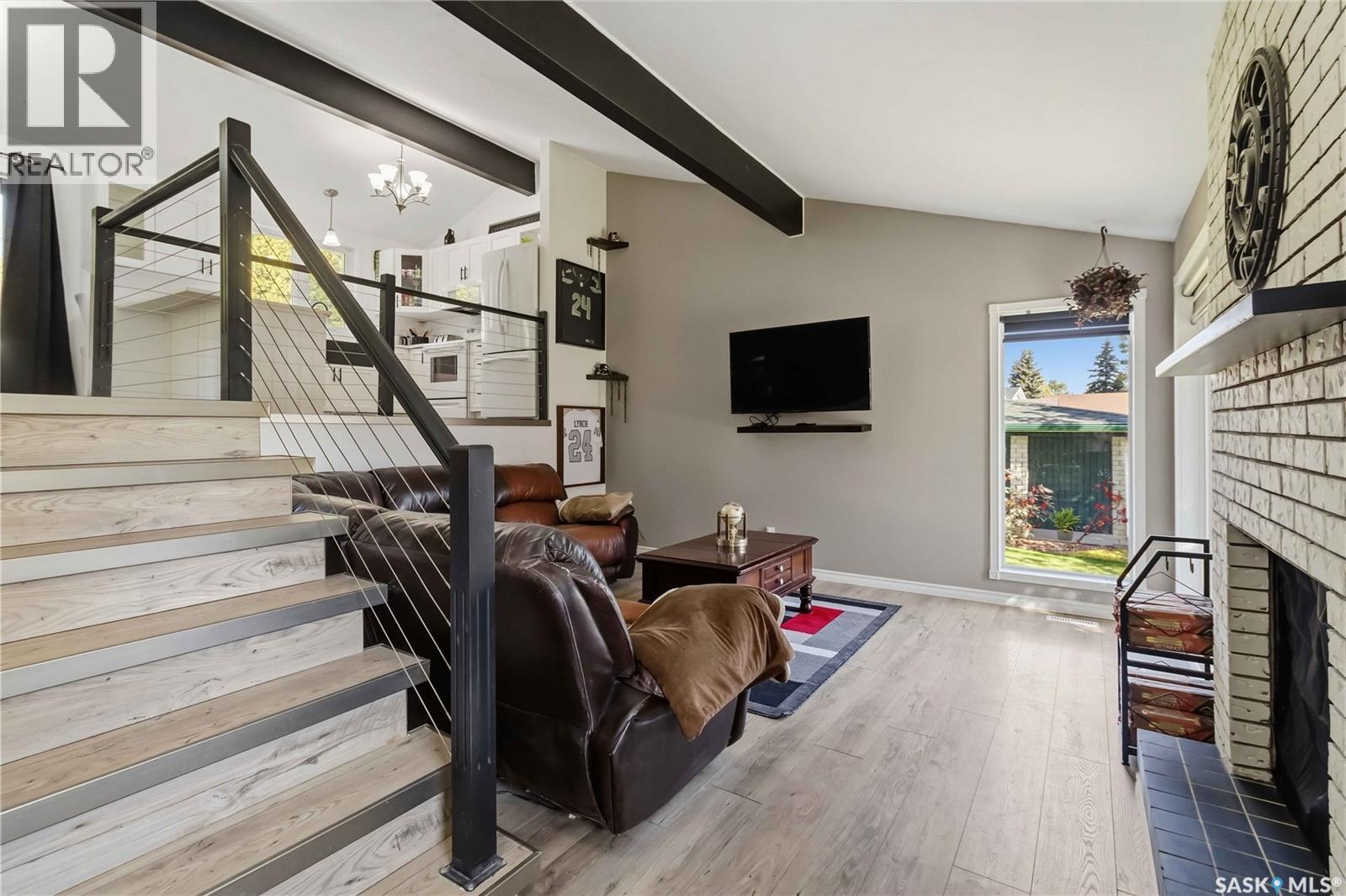 526 Tobin CRESCENT, Saskatoon — photo 5