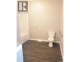 1555 Princess Street, Regina, SK S4T3Z3 Photo 11