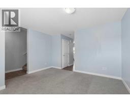 4, 237 Silkstone Road W - photo 5