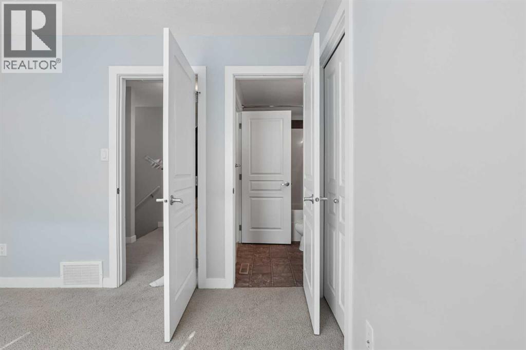#4 237 Silkstone Road W - 16
