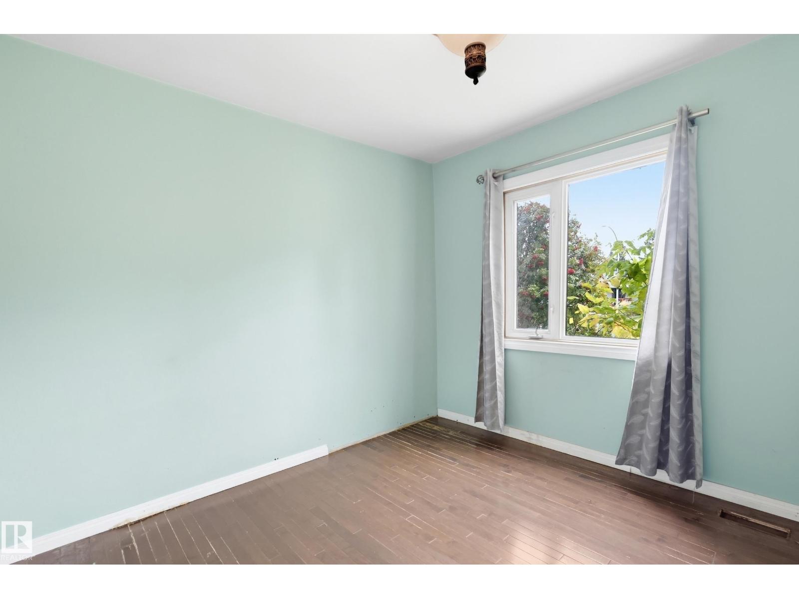 10910 117 ST NW - 13