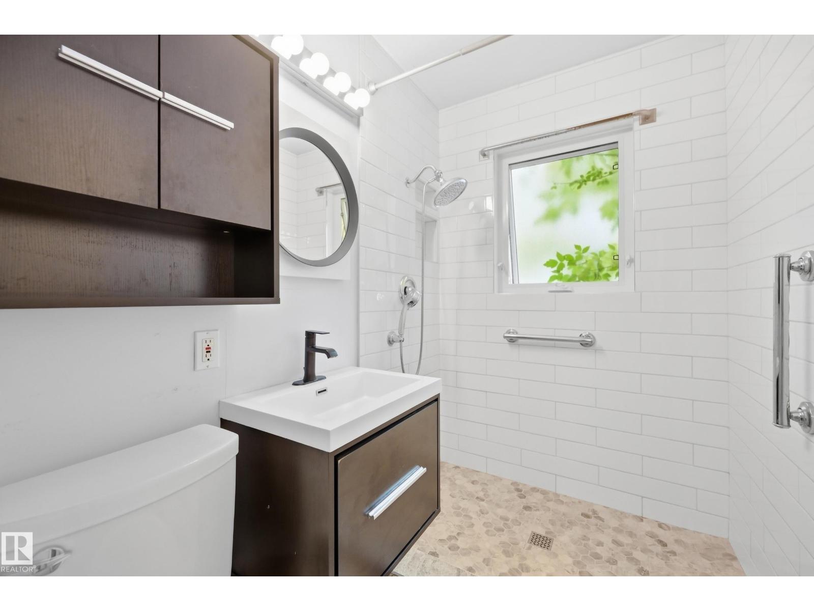 10910 117 ST NW - 20
