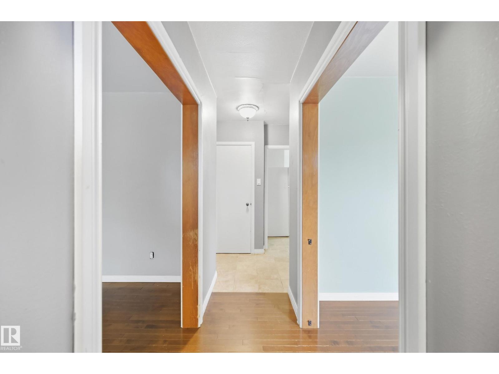 10910 117 ST NW - 9
