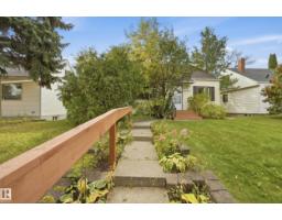 Bedroom 3 - 10910 117 St Nw, Edmonton, AB T5H3N6 Photo 6