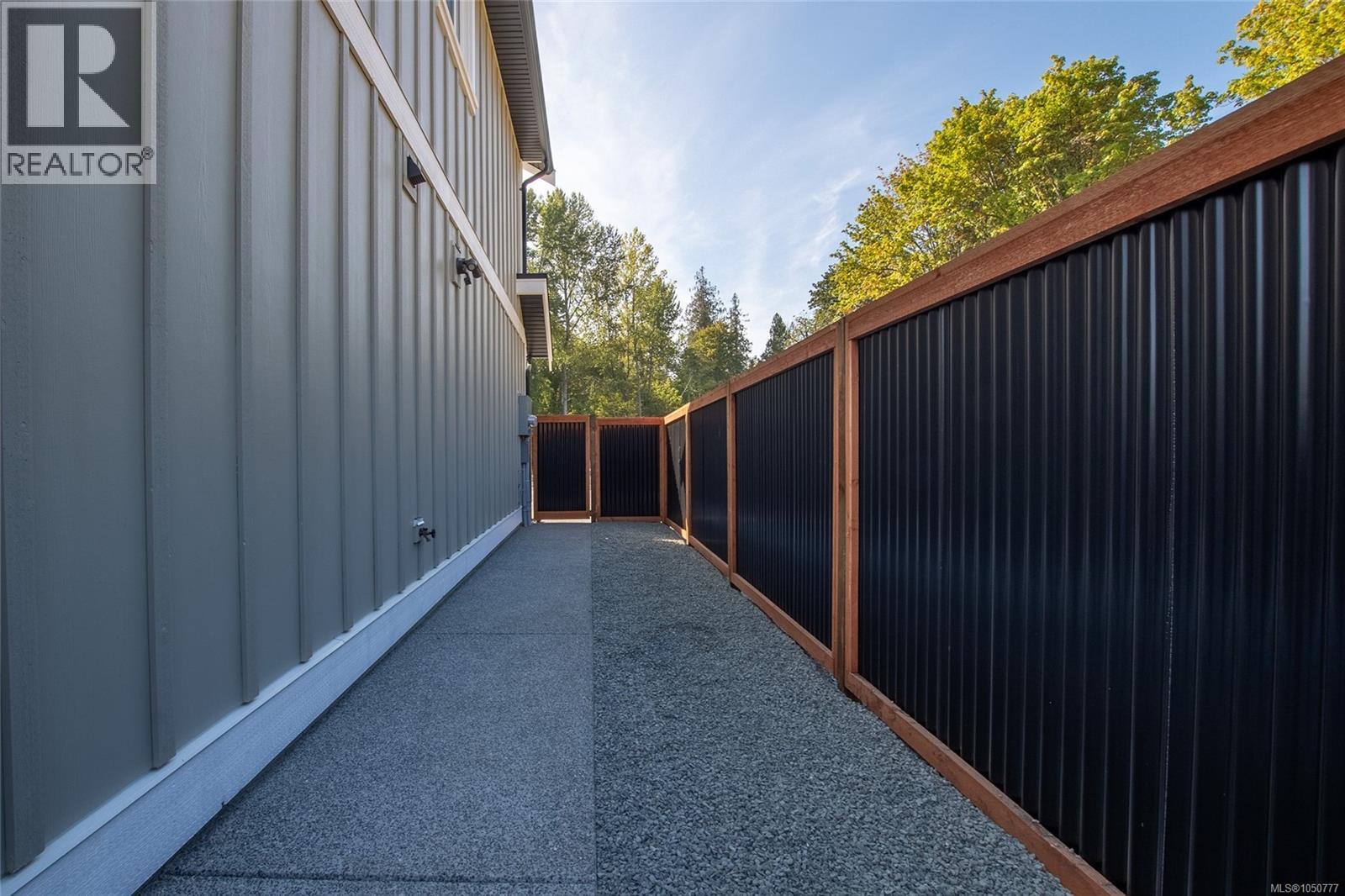 6015 Cherry Lane - 34