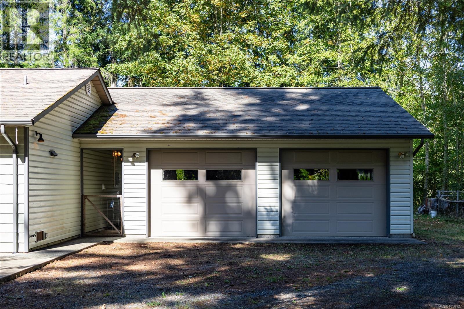 9498 Doyle Rd - Image 38